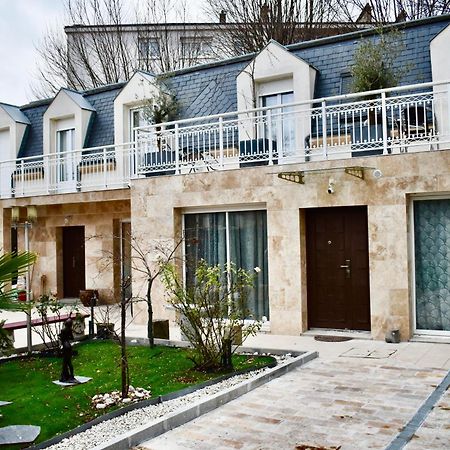 Villa Foch - Maison Familiale A 20 Min De Paris, Disney Et La Vallee Village Avec Balcon Et Jardin Privatif Saint-Maur-des-Fossés Kültér fotó